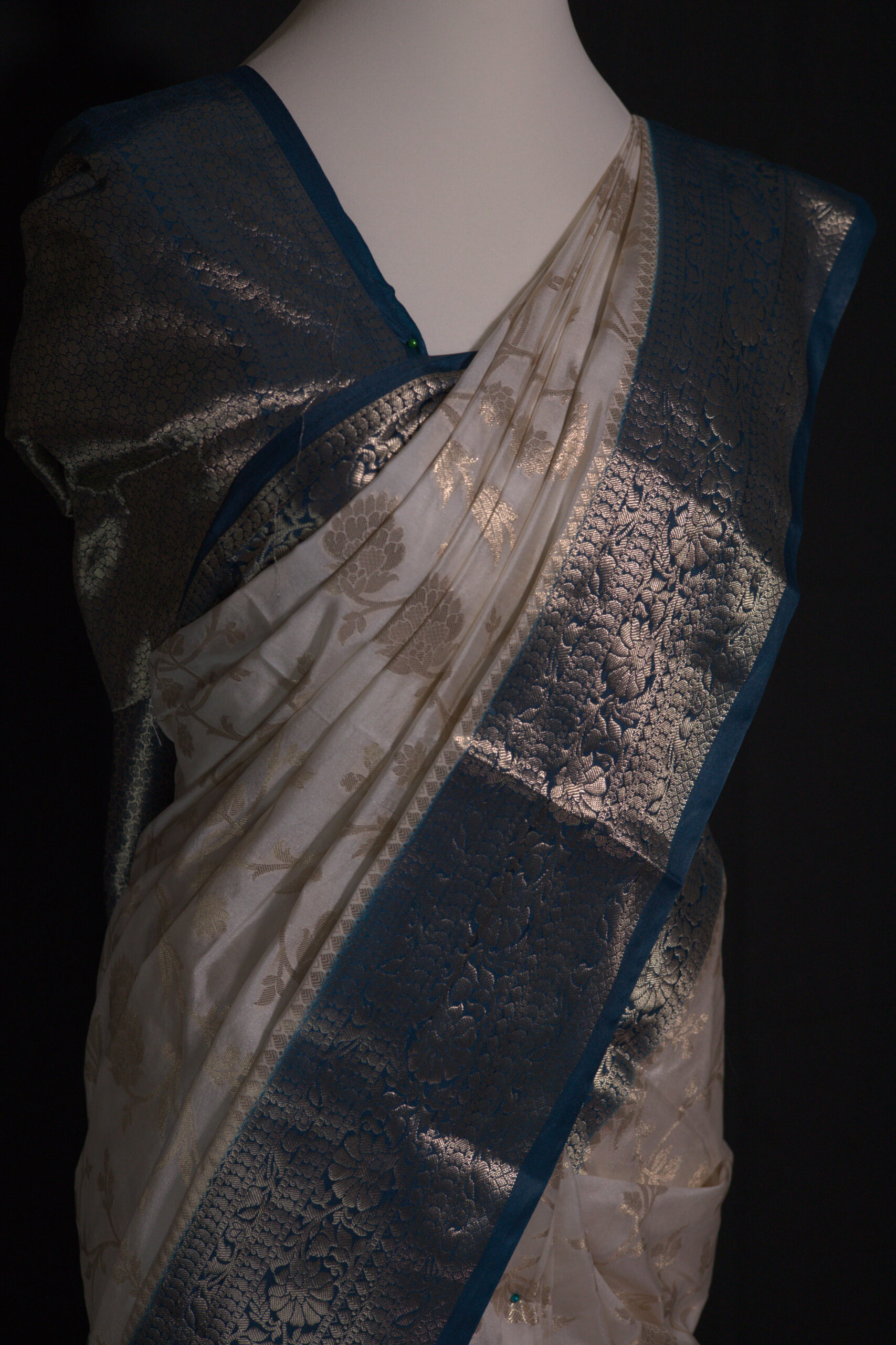 Collection name - Vintage kanjipuram Blue